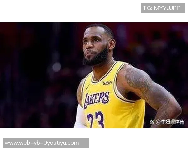 里夫斯回忆外婆因詹姆斯吼他而生气自曝母亲更严厉让人印象深刻