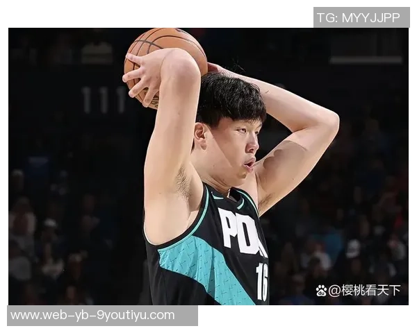 杨瀚森上半场未获出战机会罗威替补表现抢眼贡献4分3板 杨瀚森上半场未获出战机会罗威替补表现抢眼贡献4分3板