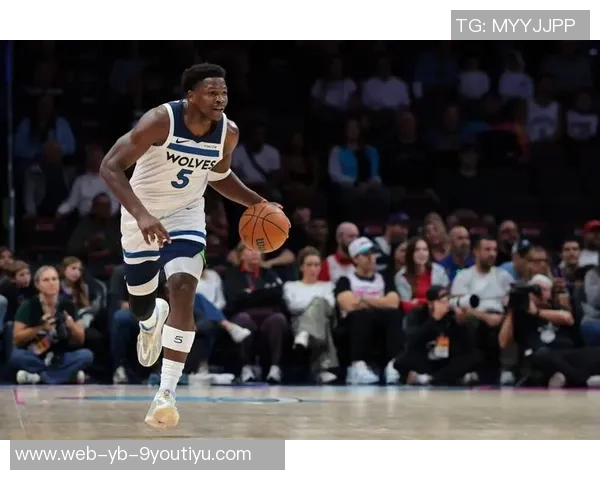 爱德华兹表现出色13投9中砍下23分4助攻正负值高达28分