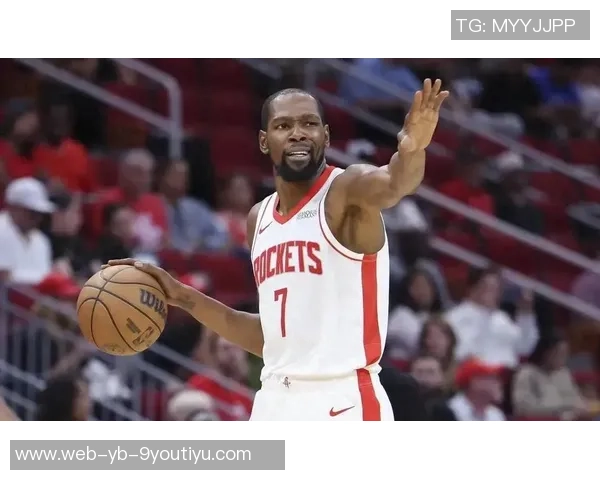 阿门坦言需提升对抗文班防守的能力与杜兰特的配合日益默契